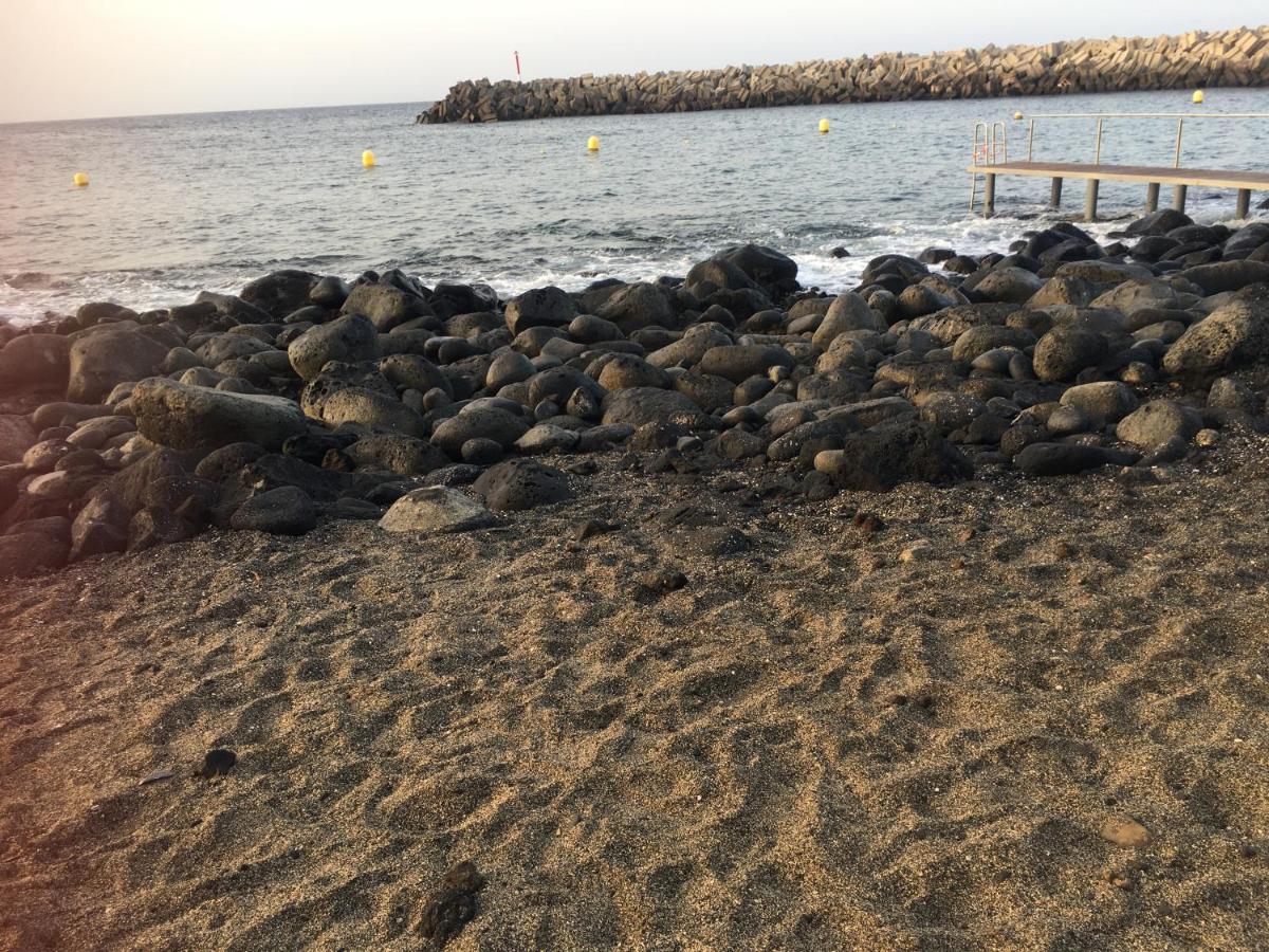 Apto Tagoro, La Restinga Luaran gambar